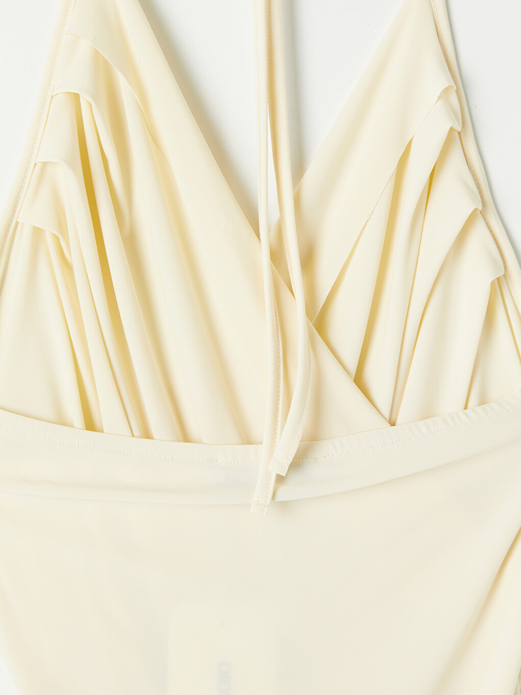 Ekru Halter Yaka Büzgülü Bluz-6