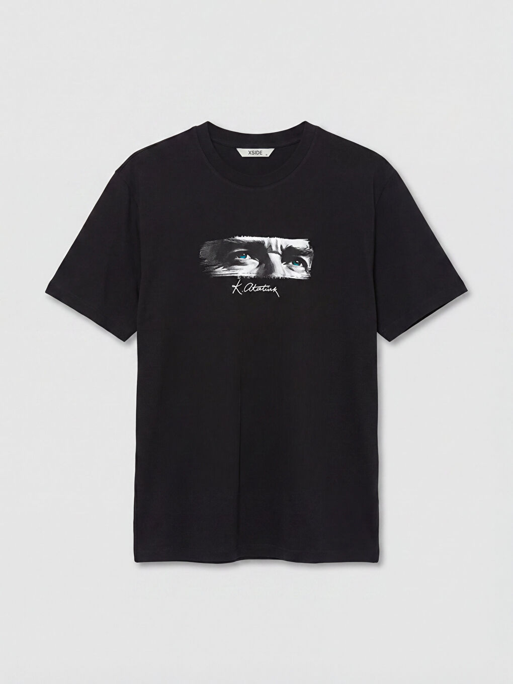 Siyah Bisiklet Yaka Atatürk Baskılı Erkek Tişört