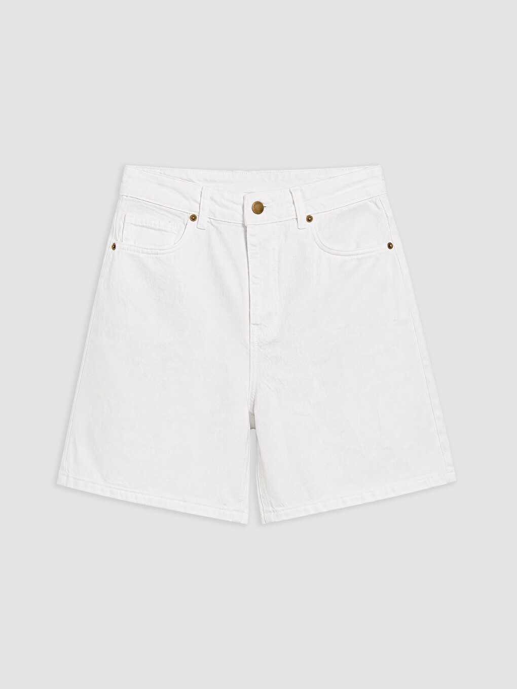 Beyaz Regular Fit Kadın Jean Şort