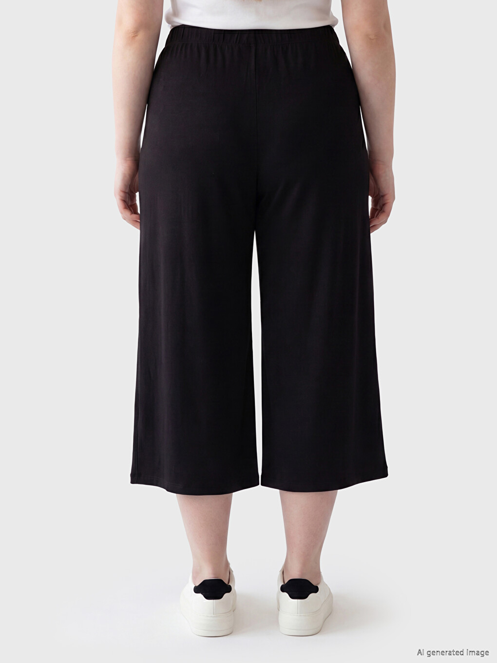 Plus Size Elastic Waist Women's Capri-3
