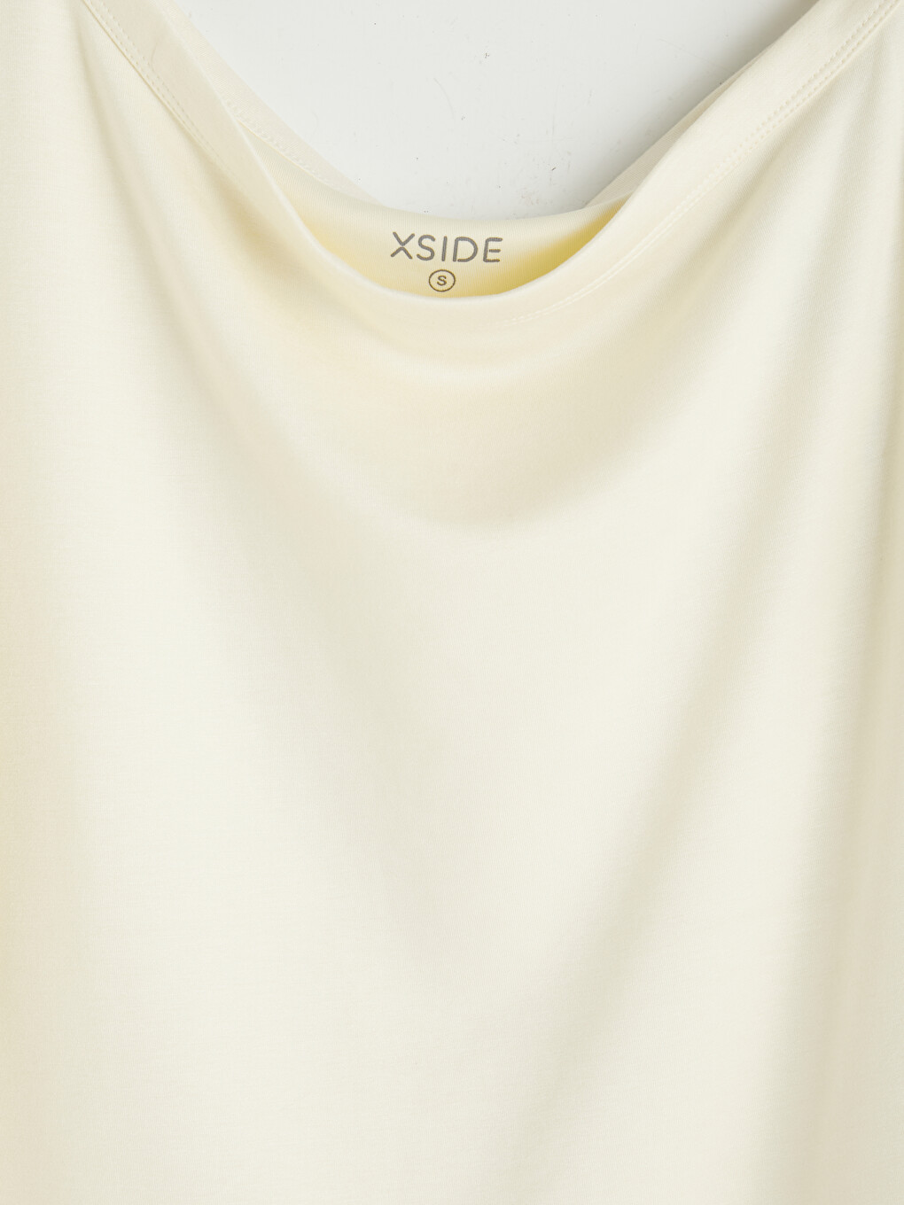 Sarı Kayık Yaka Oversize Soft Touch Kadın Tişört-2
