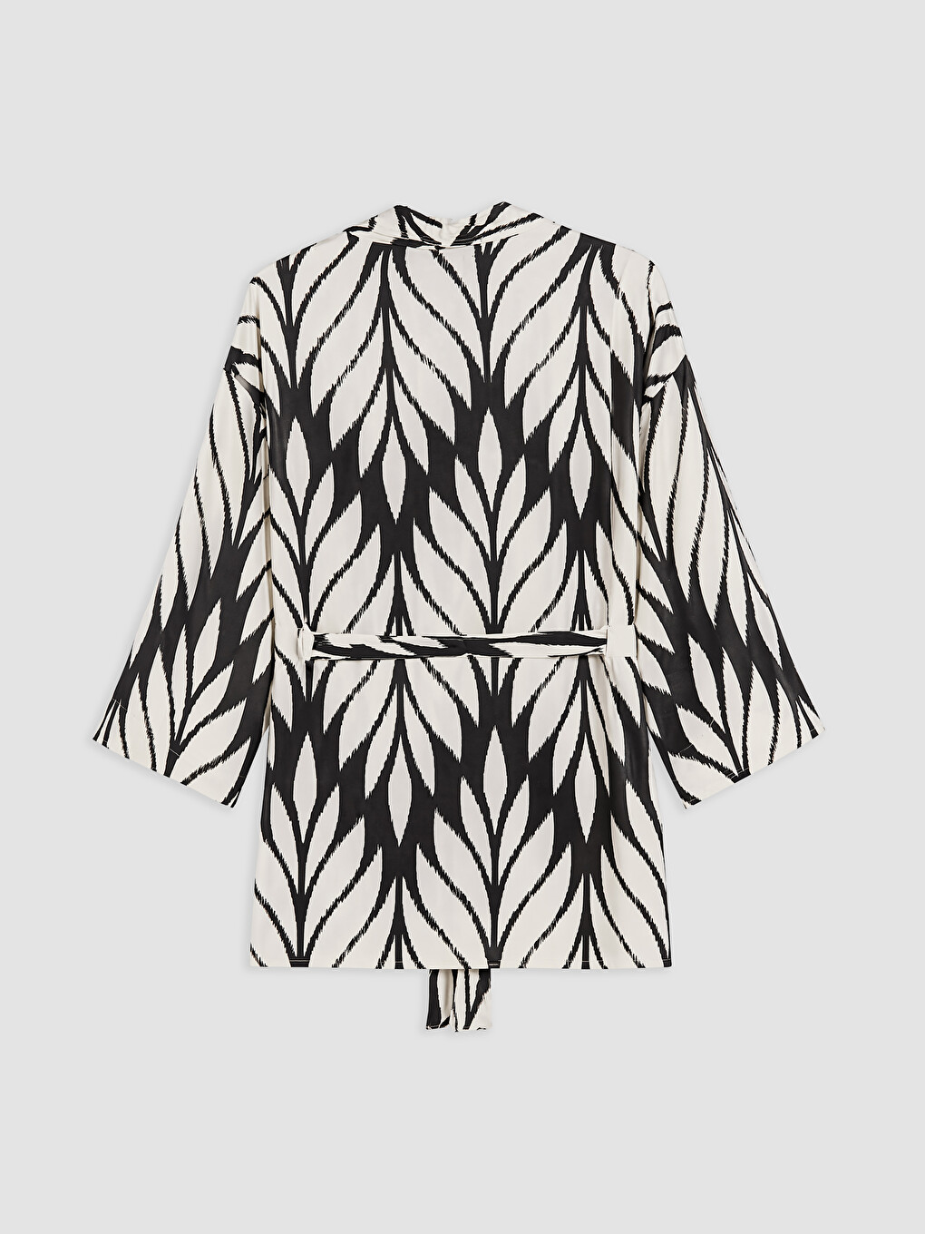 Siyah Şal Yaka Desenli Kadın Kimono-1