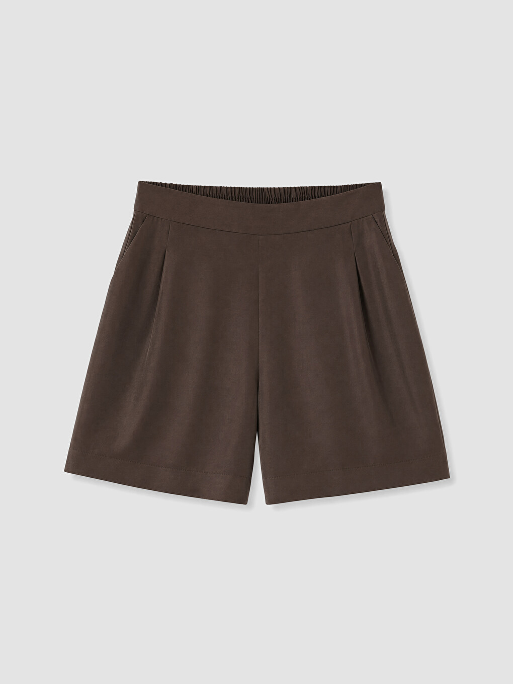 Kahverengi Beli Lastikli Pileli Kadın Şort