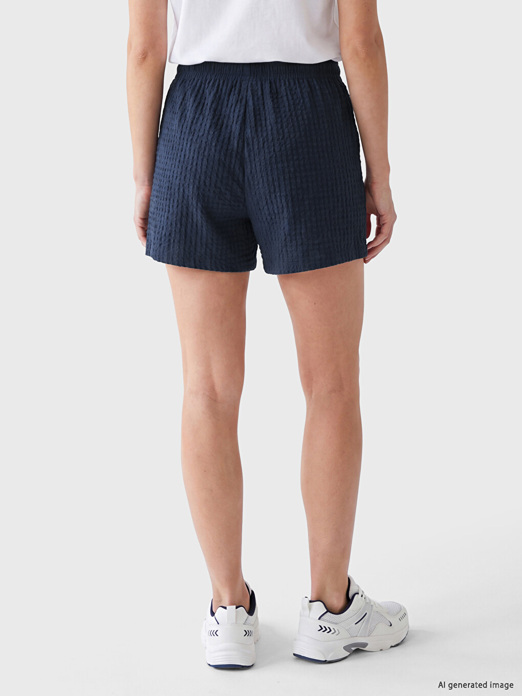 Elastic Waist Textured Women's Shorts-3