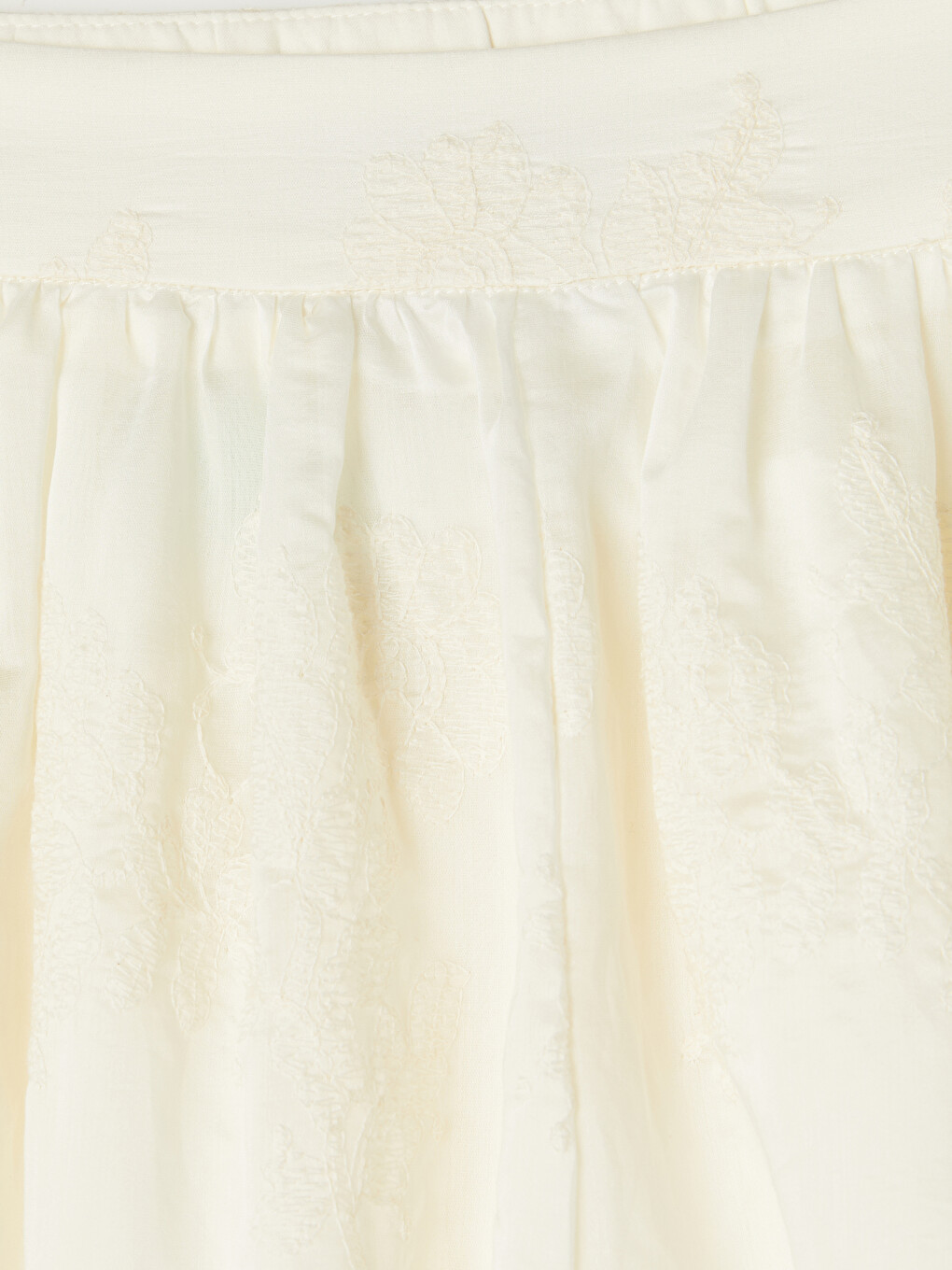 Ekru Beli Lastikli Nakışlı Kadın Pantolon-5