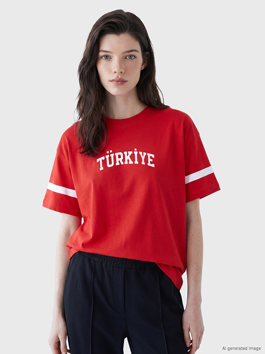 Kırmızı Türkiye Baskılı %100 Pamuklu Kadın Tişört