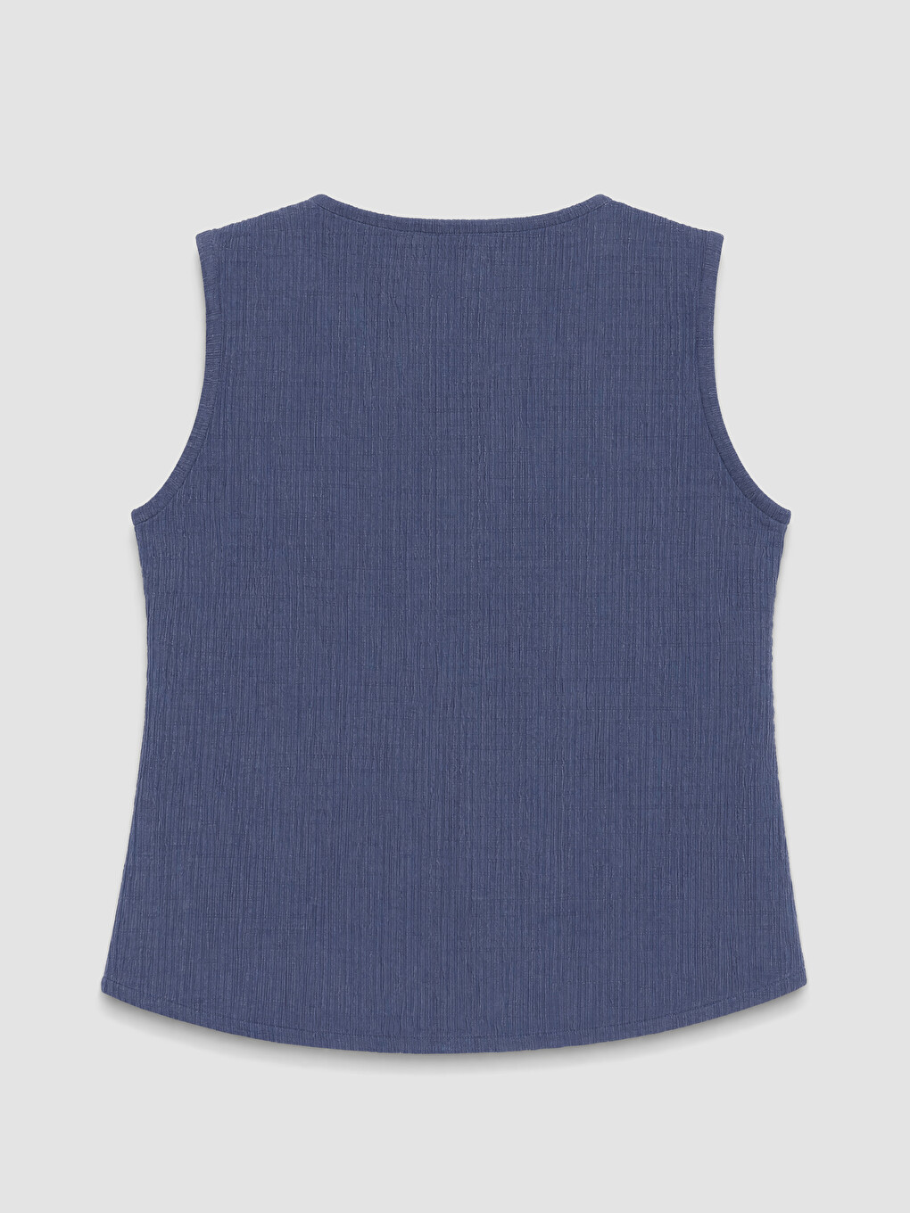 Easy To Wear Front And Shoulder Snap-fastened Blouse-10