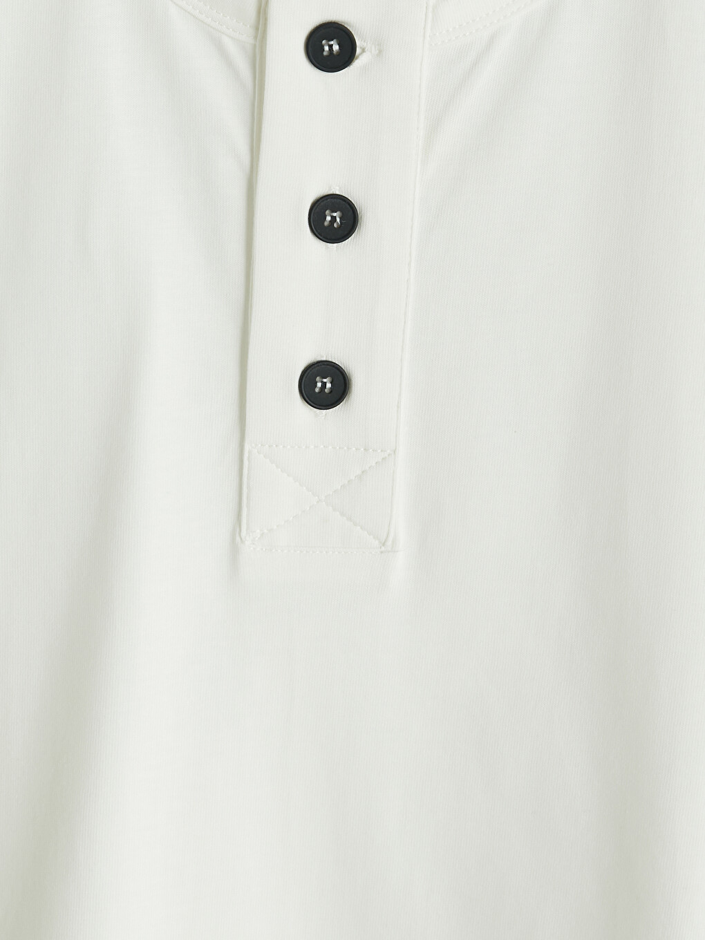 Beyaz Henley Yaka Erkek Tişört-1