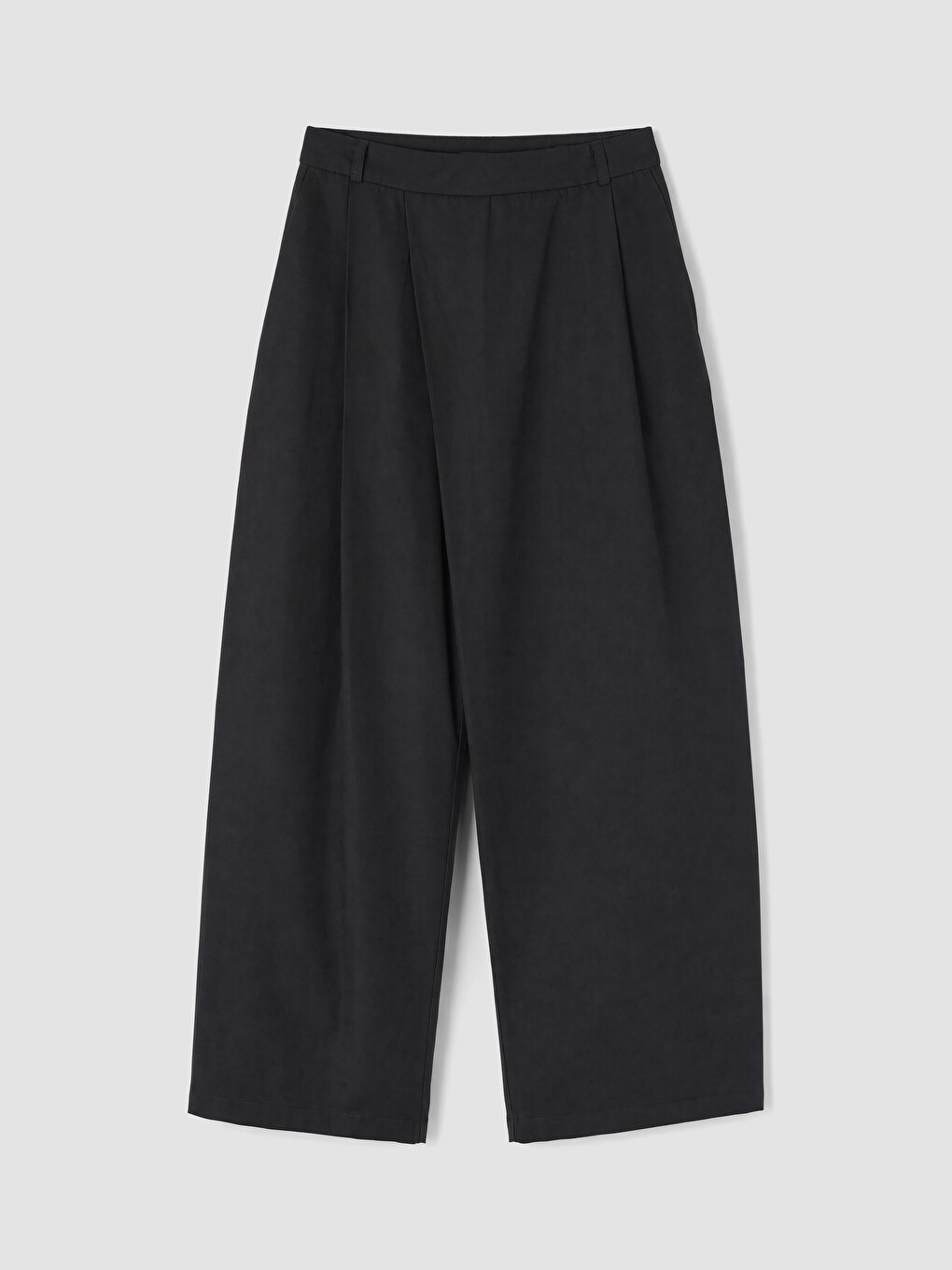 Siyah Regular Fit Asimetrik Dökümlü Kadın Pantolon