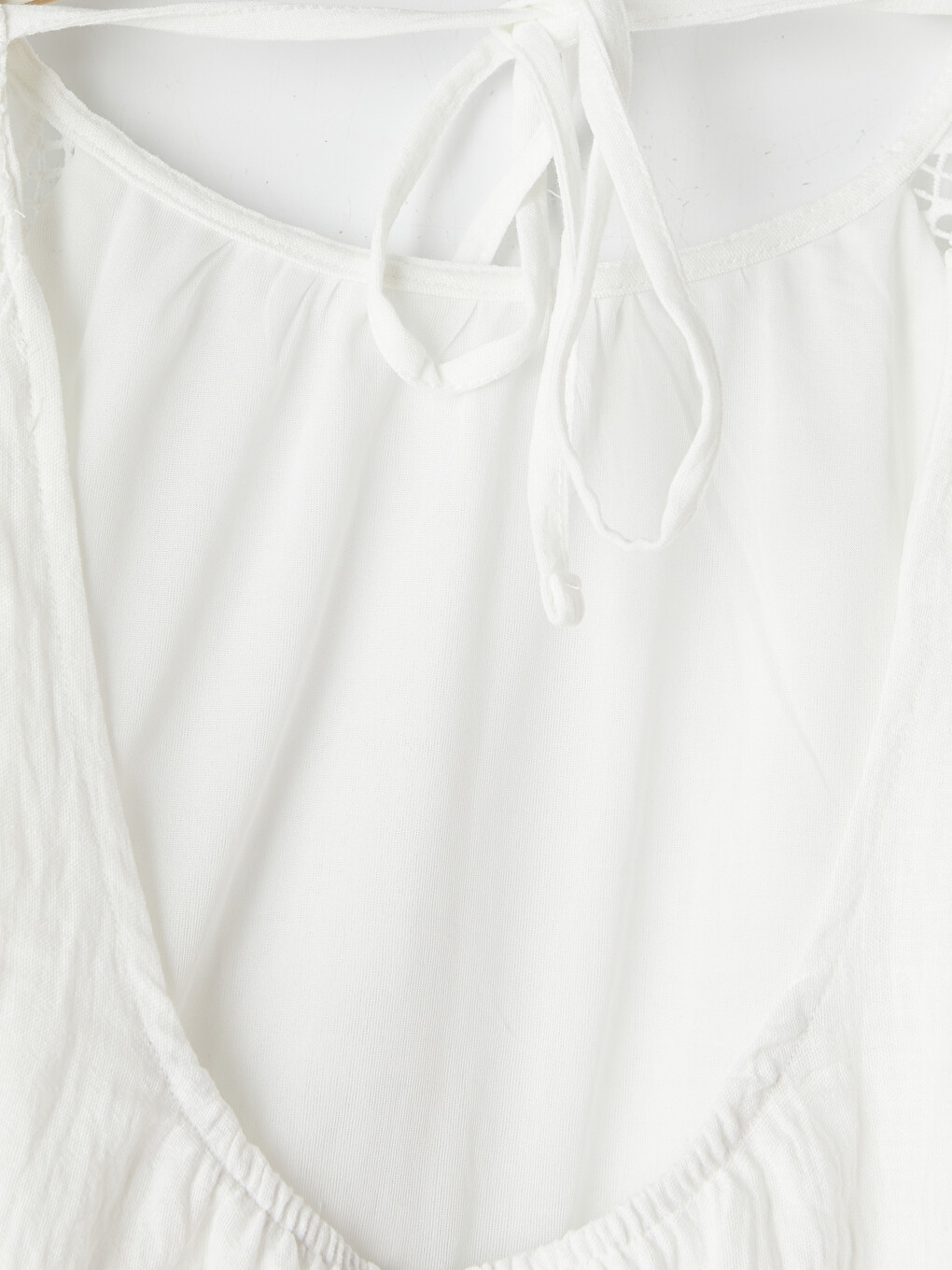 Beyaz Bisiklet Yaka Nakışlı Mini Elbise-7