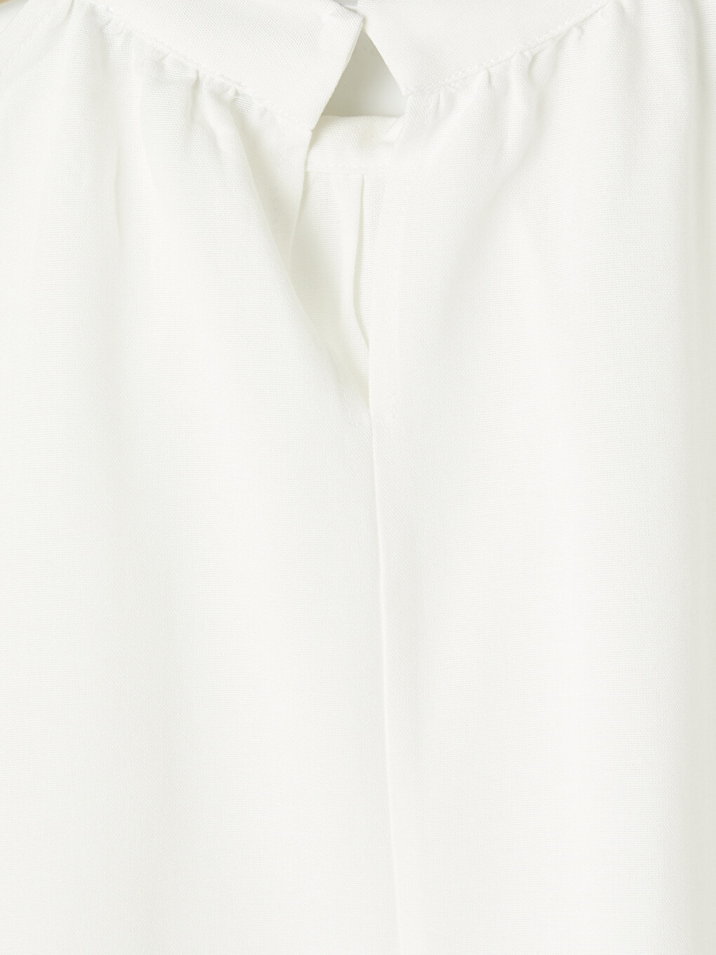 Beyaz Halter Yaka Beli Kuşaklı Oversize Bluz-7
