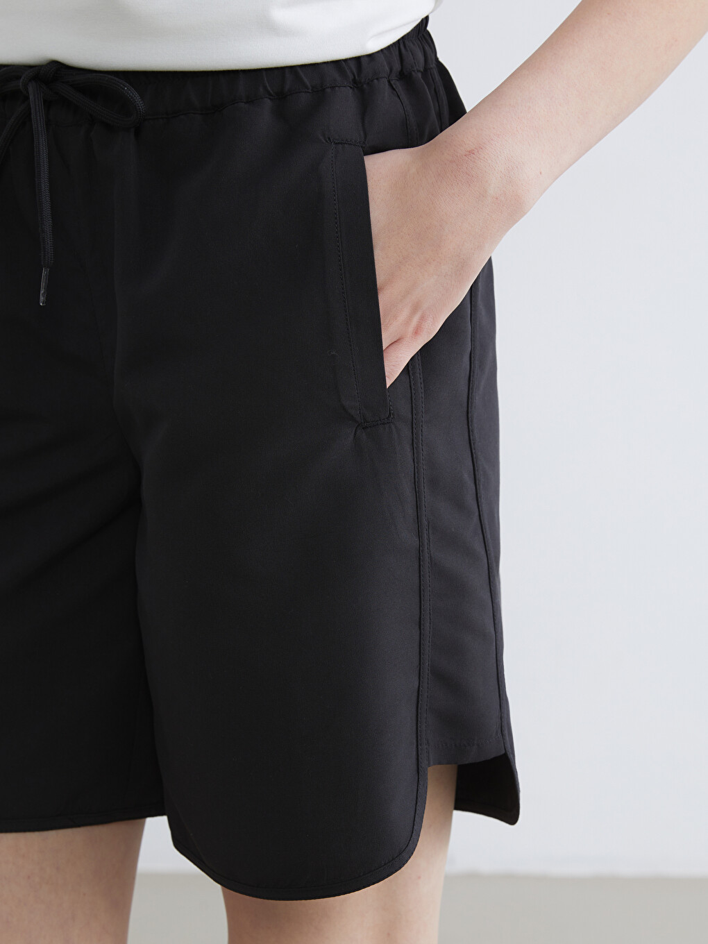 Women's Elastic Waist Plain Beach Shorts-2
