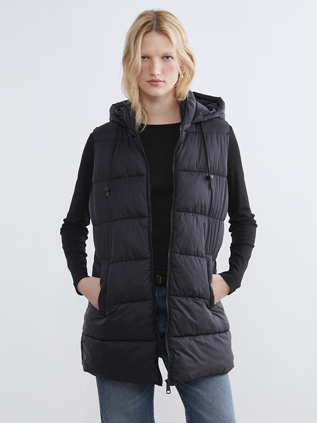 Hooded Women's Puffer Gilet