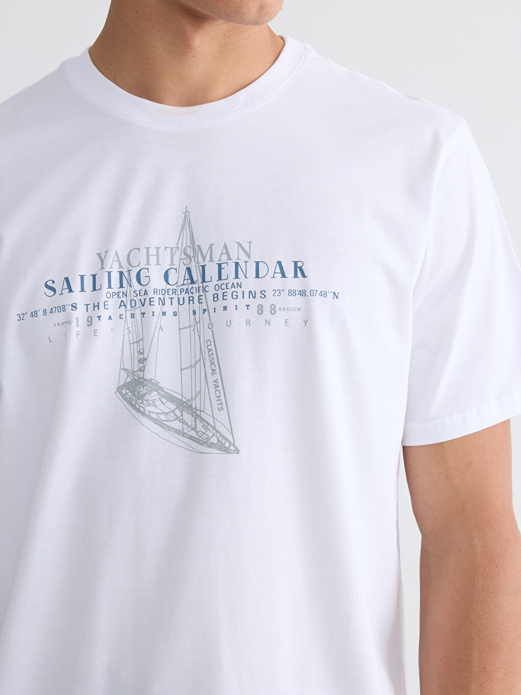Crew Neck Short Sleeve Printed Men's T-shirt-2