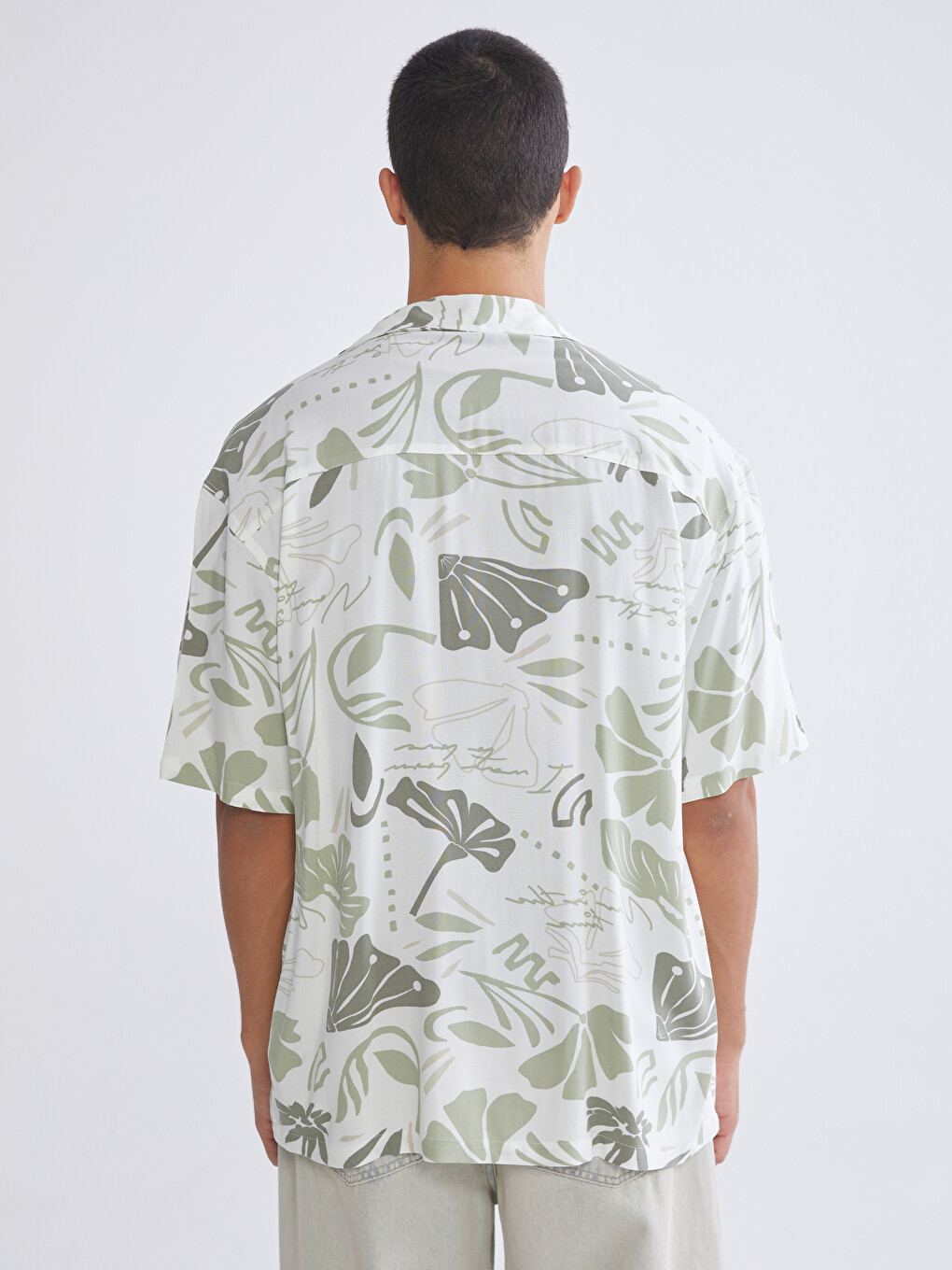 Loose Fit Short Sleeve Patterned Viscose Men's Shirt-3