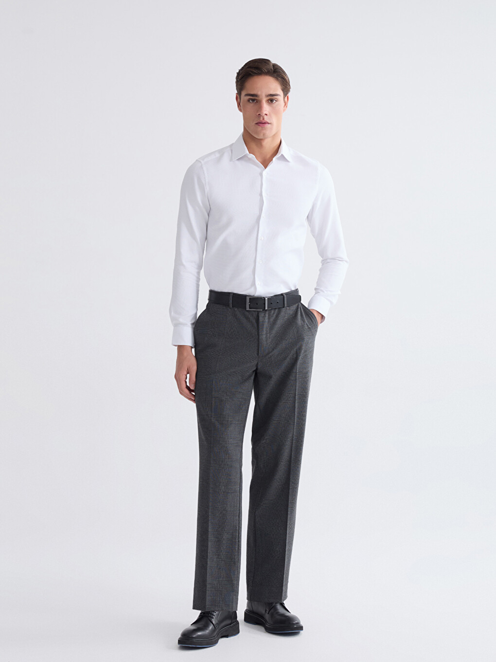 Beyaz Slim Fit Uzun Kollu Armürlü Erkek Gömlek-3