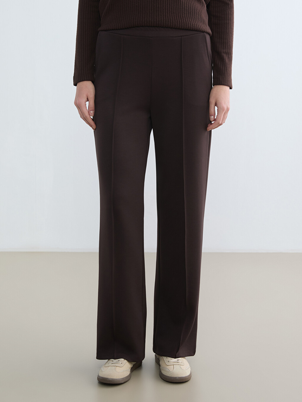 Women's Sweatpants With Elastic Waist-2