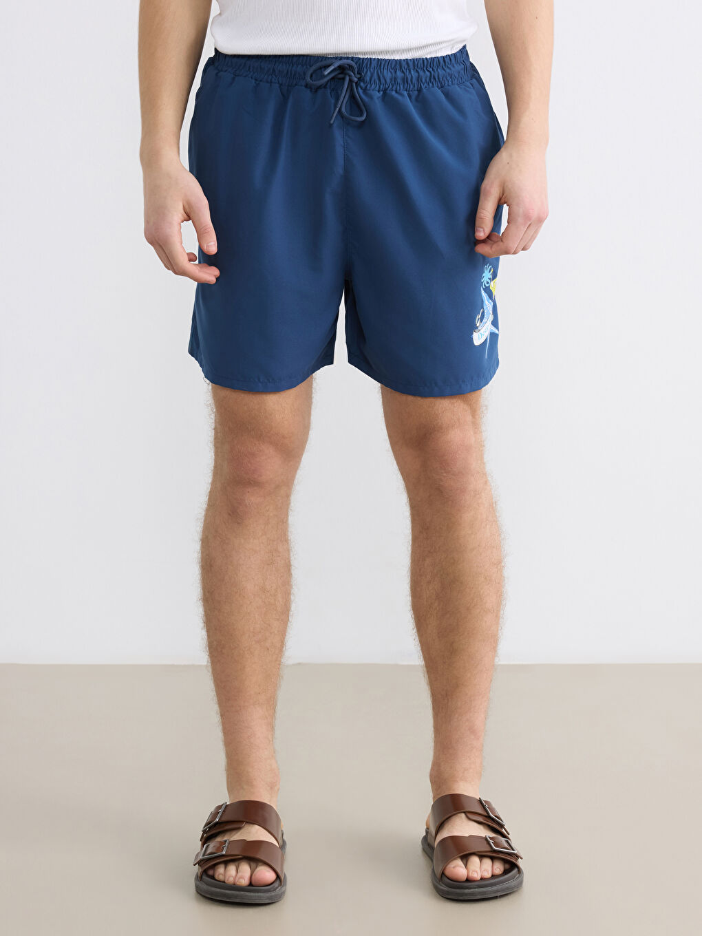 Lacivert Sünger Bob Baskılı Erkek Deniz Şortu-1