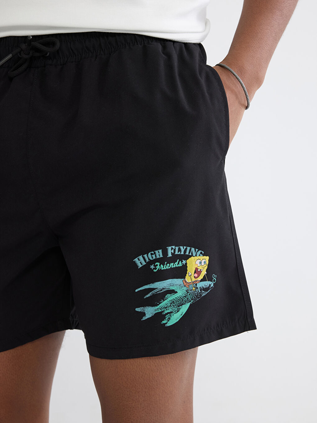 شۆرتی مەلەکردن ڕه‌ش پیاو-2