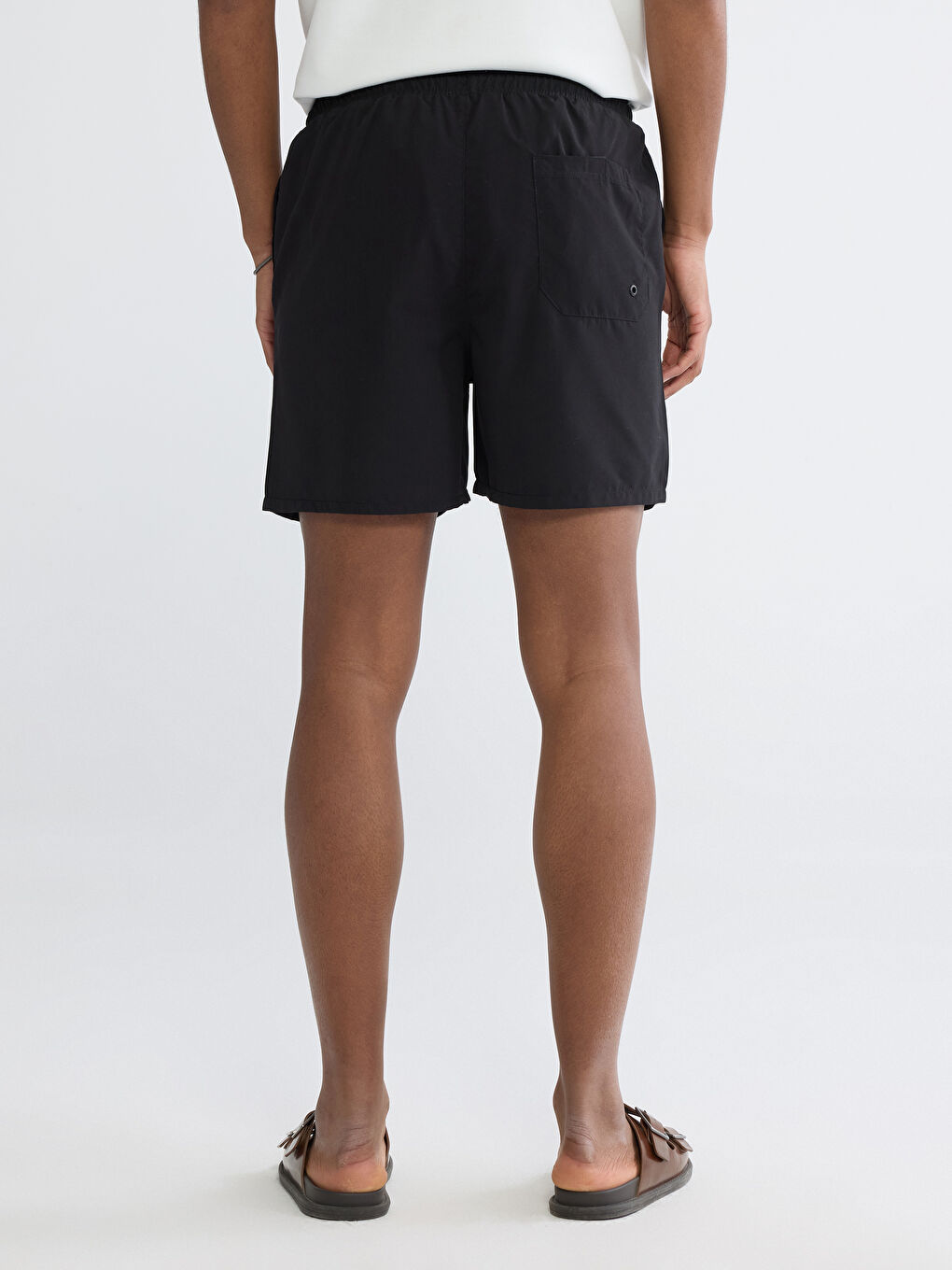 شۆرتی مەلەکردن ڕه‌ش پیاو-3