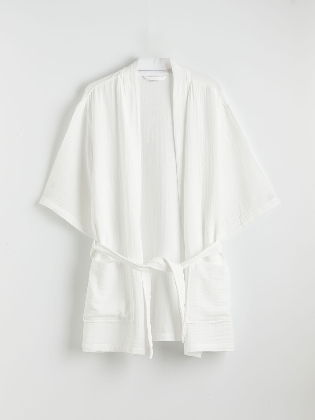 Beyaz Pamuklu Kadın Bornoz-1