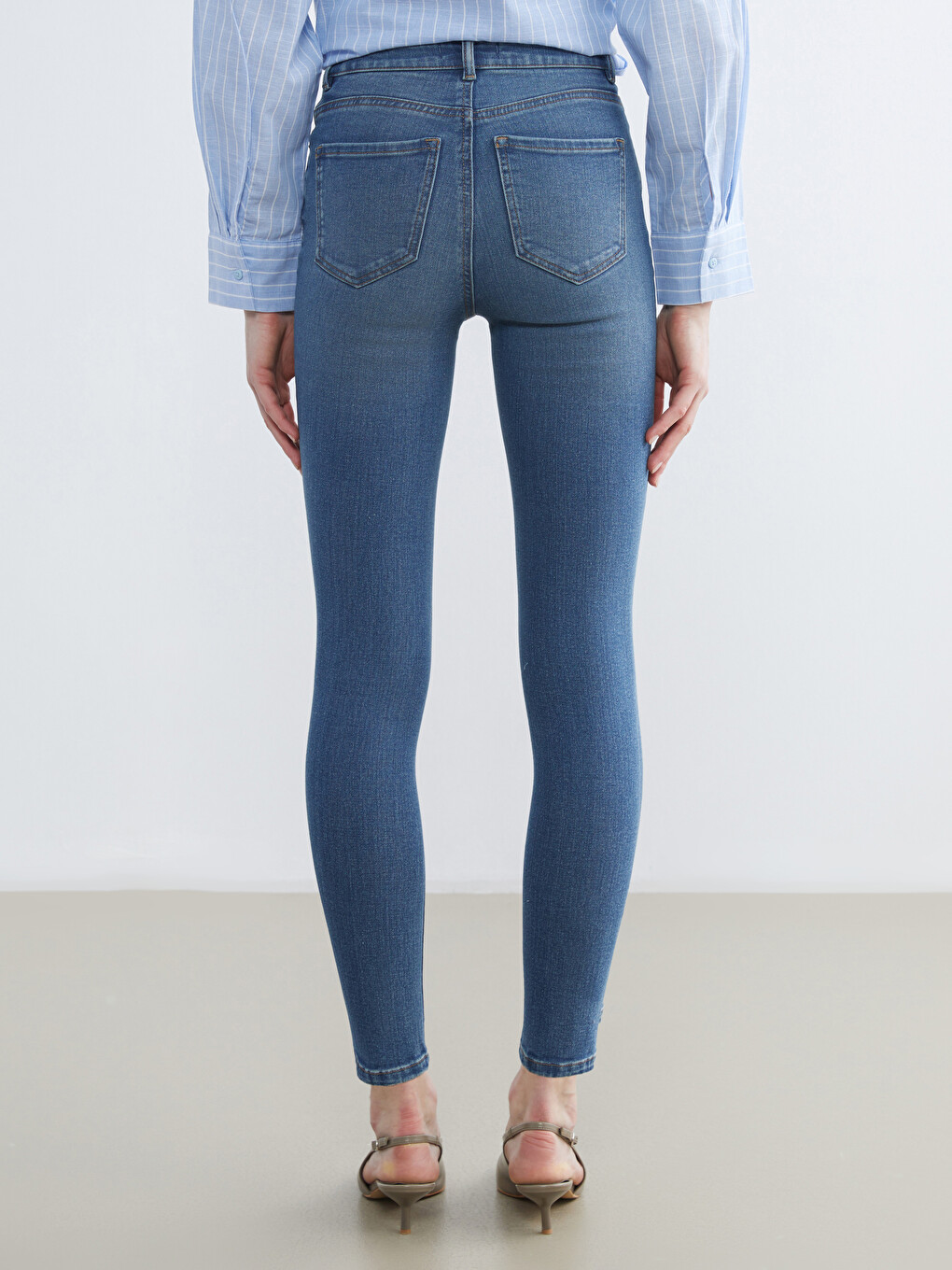 Super Skinny Fit Women's Jeans-3