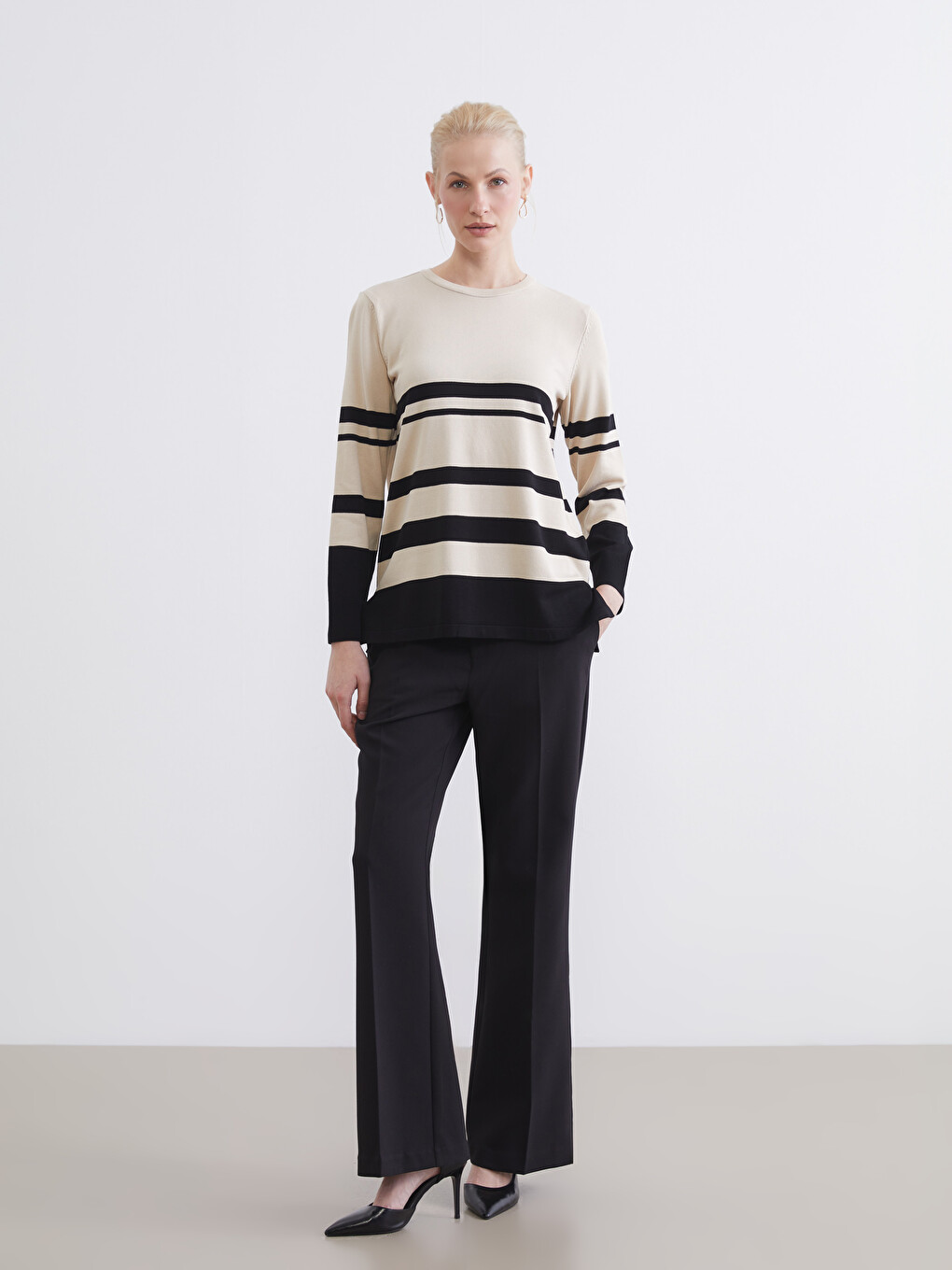 Pull-over Rayé Pour Femmes À Col Rond En Tricot-1