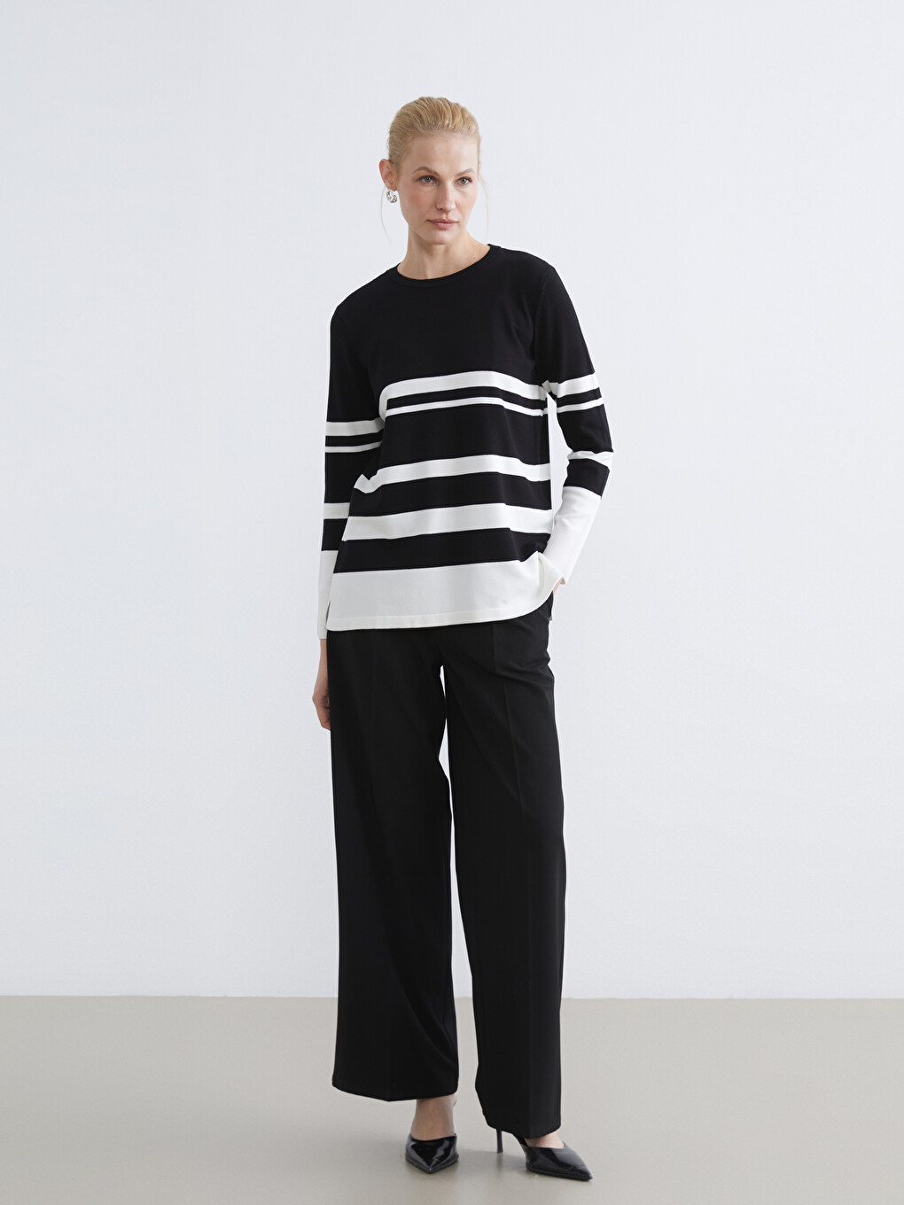 Pull-over Rayé Pour Femmes À Col Rond En Tricot-1