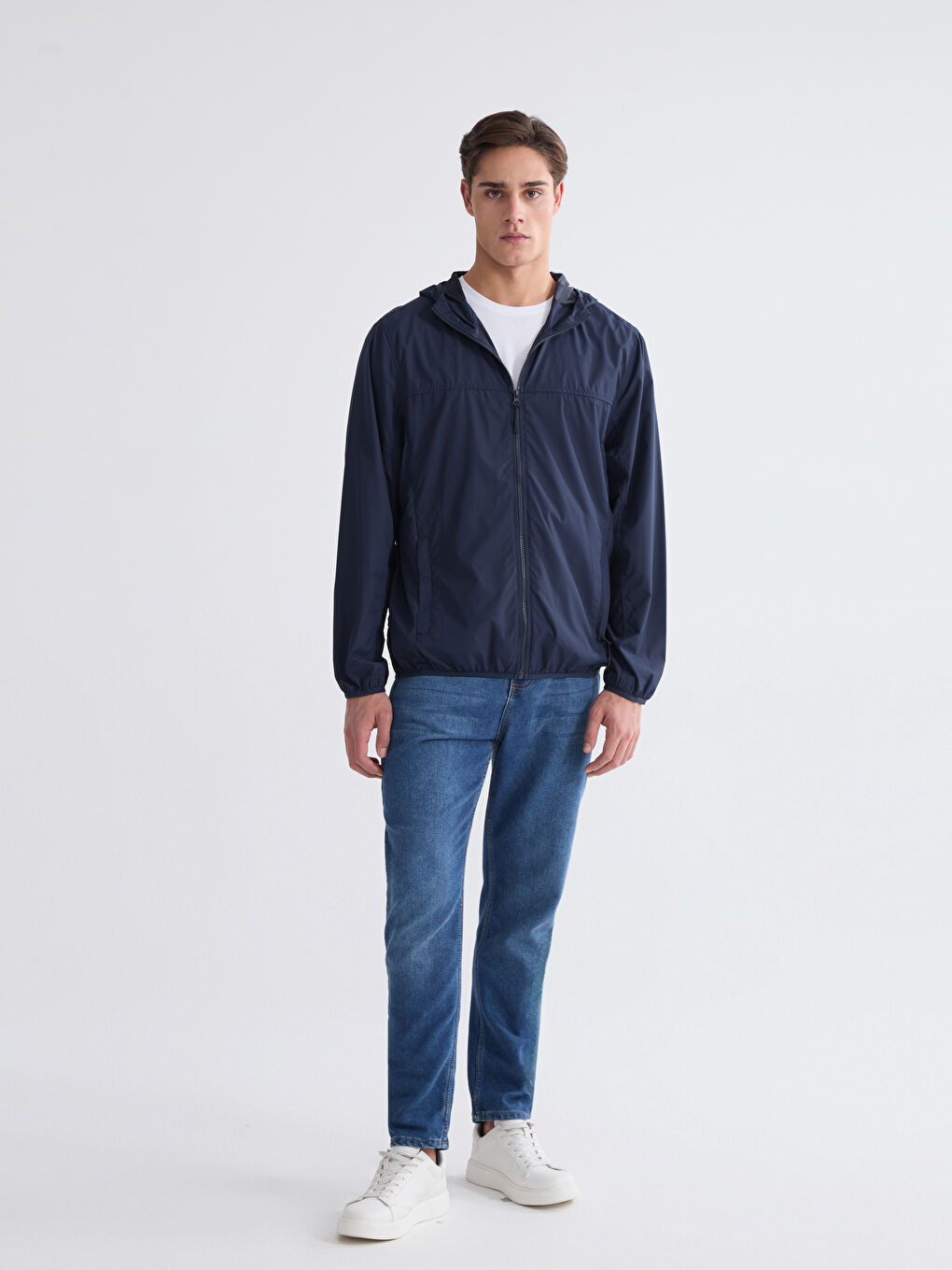 Lacivert Standart Kalıp Kapüşonlu Erkek Yağmurluk-1