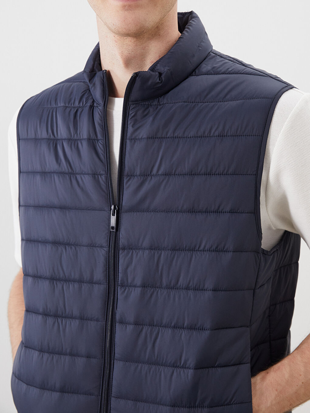 Slim Fit Funnel Neck Men's Puffer Gilet-3