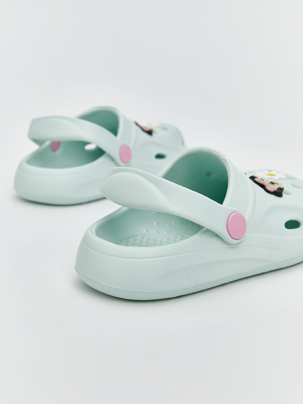 LCW STEPS Yeşil Minnie Mouse Baskılı Kız Bebek Plaj Sandaleti - 4