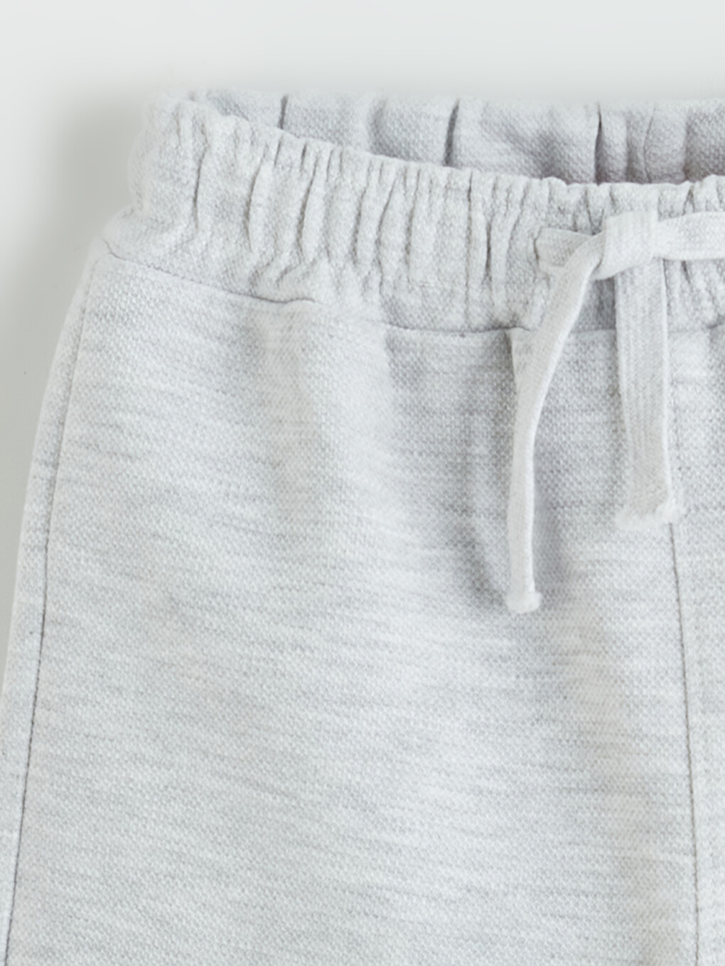 Gri Beli Lastikli Basic Erkek Çocuk Şort-1