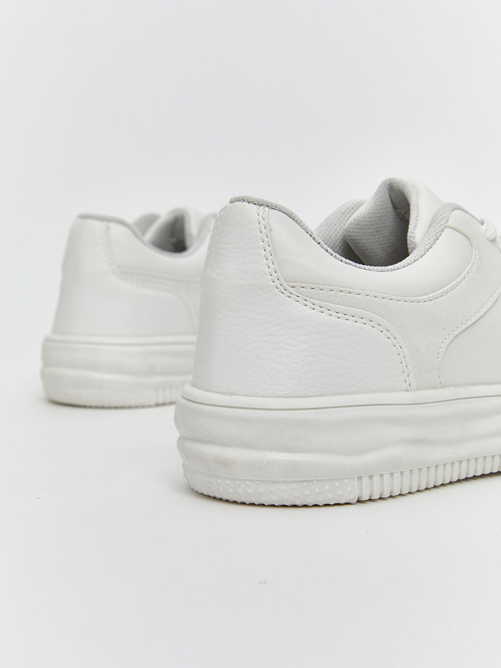 Beyaz Deri Görünümlü Kadın Spor Ayakkabı-4