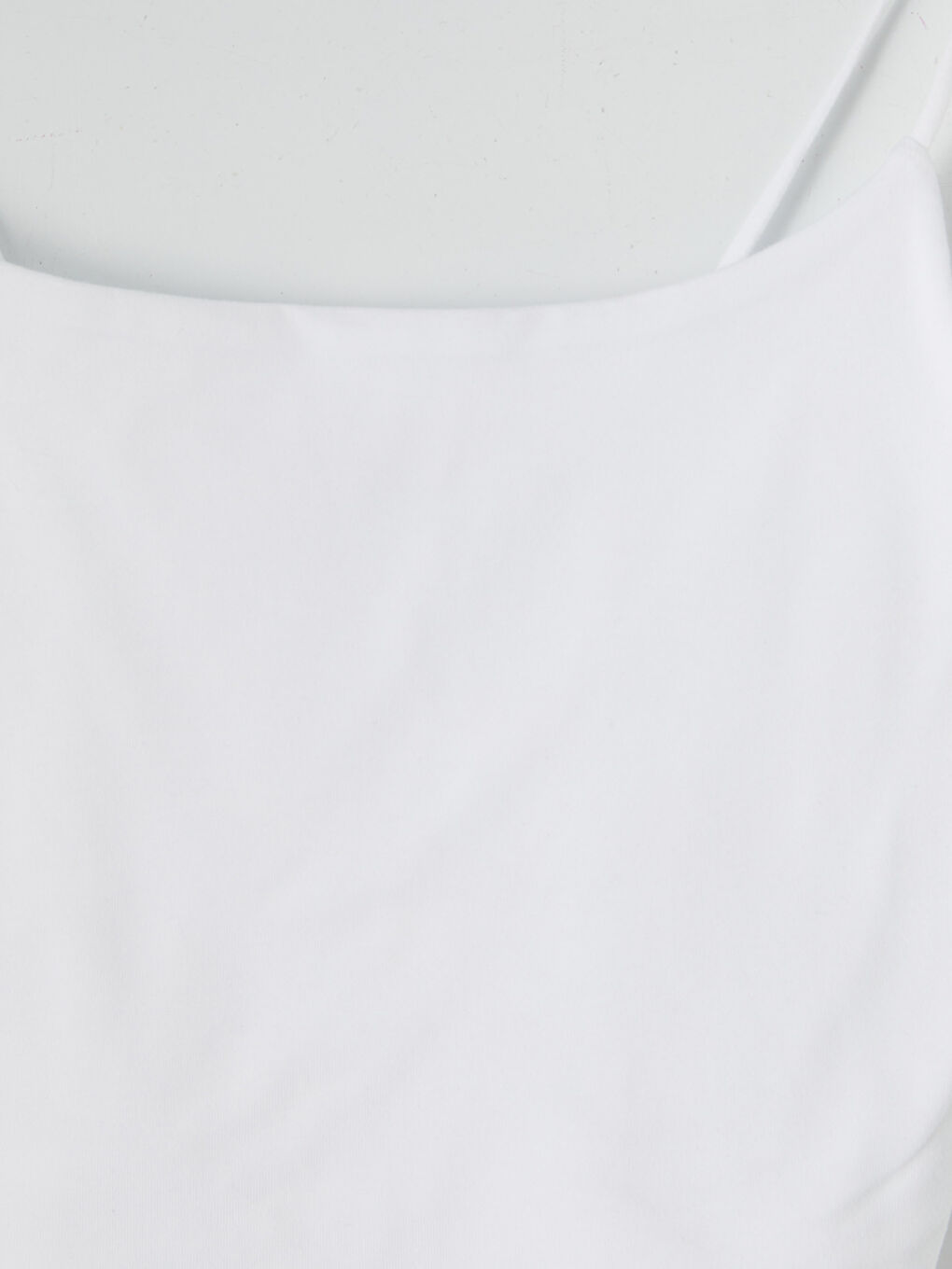 Beyaz Kare Yaka İp Askılı Kadın Crop Atlet-2