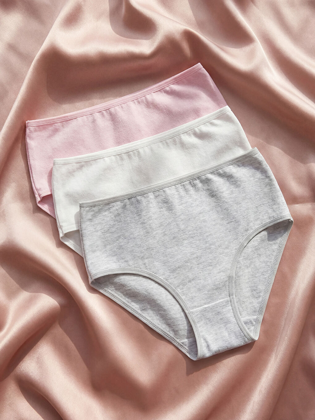 Beyaz Yüksek Bel Klasik Külot 3'lü