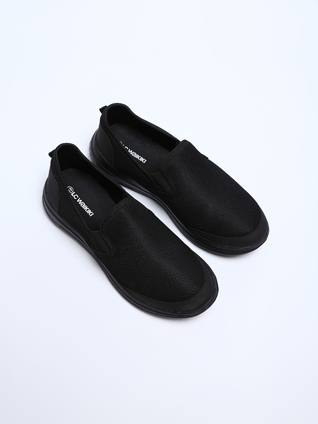 حذاء رياضي موديل شراب للرجال