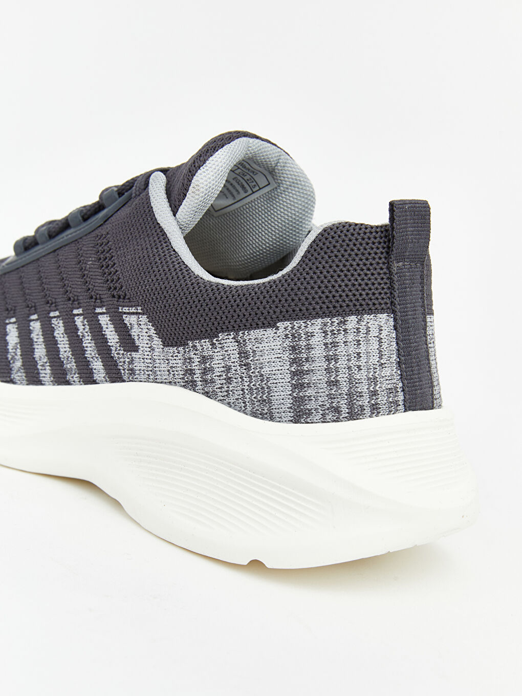 أحذية رياضية-4