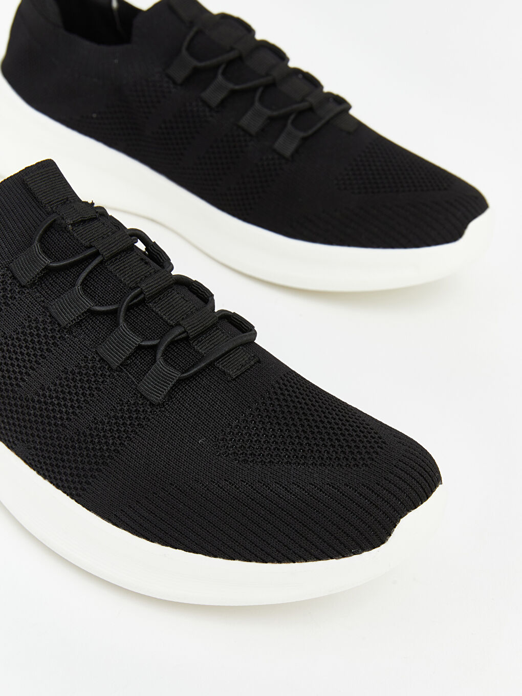 أحذية رياضية-2