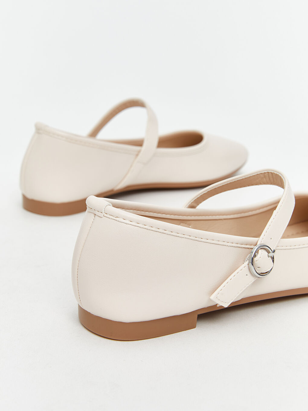 LCW STEPS پێڵاوی بالێ چەرمى دەستکرد بۆ ژنان -S60335Z8-E6T