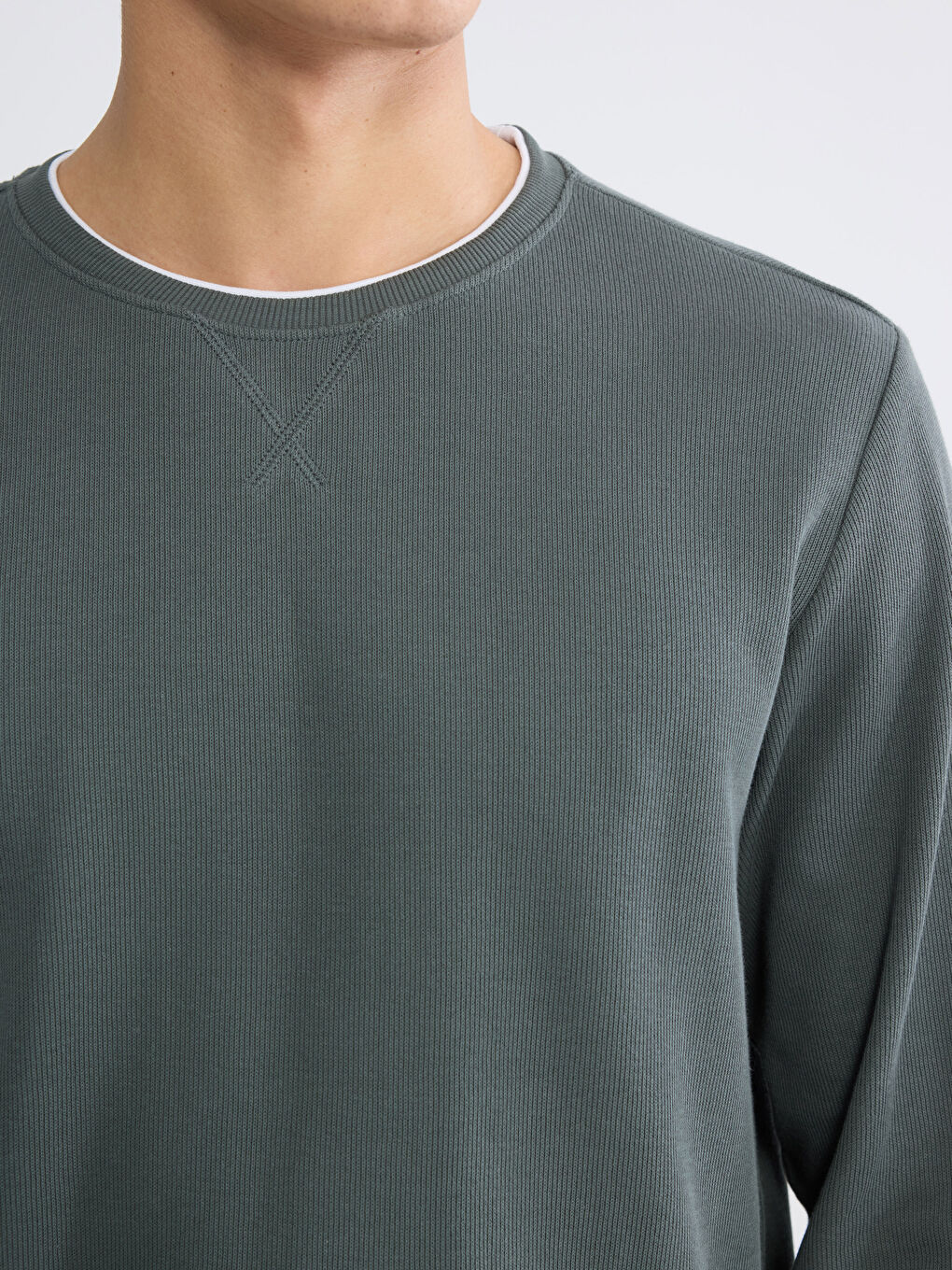 Мужской свитшот с круглым вырезом-4