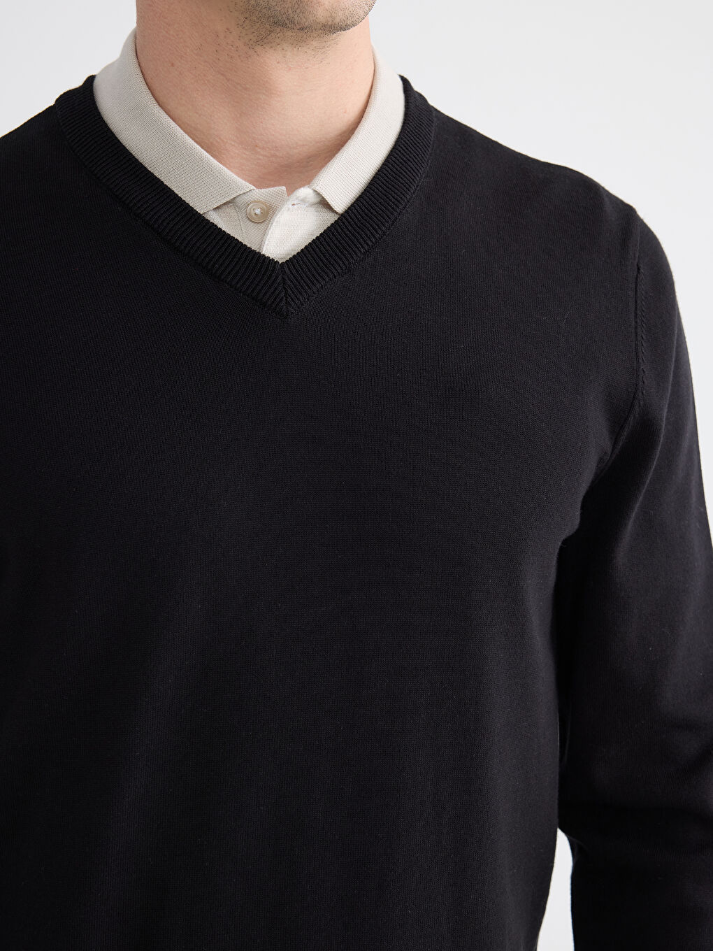 Siyah V Yaka Erkek Triko Kazak-2