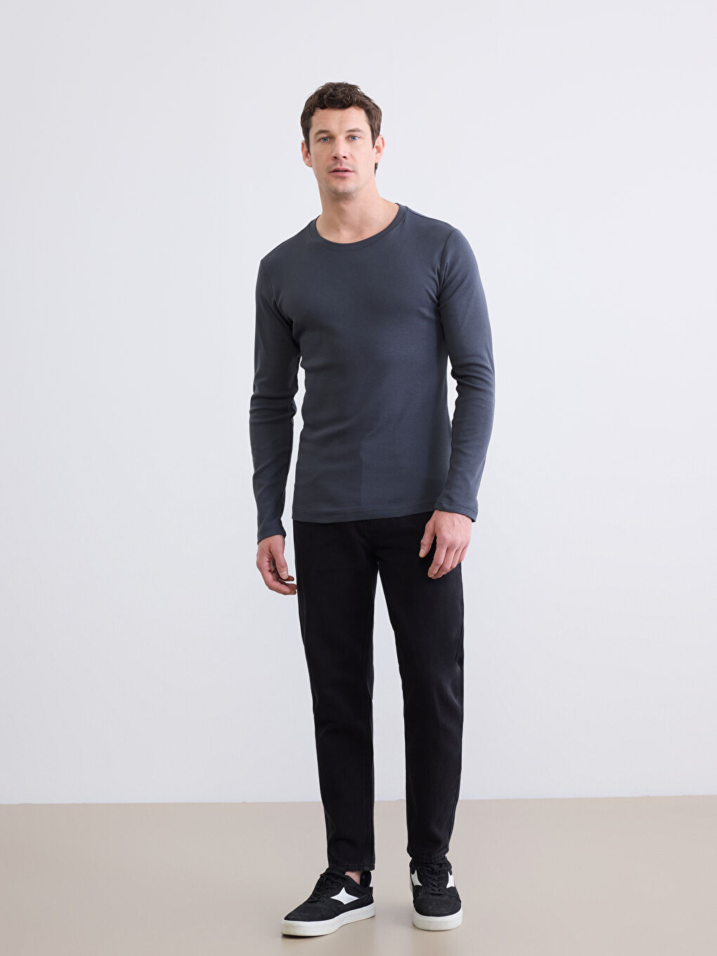 Antrasit Bisiklet Yaka Uzun Kollu Erkek Tişört-1