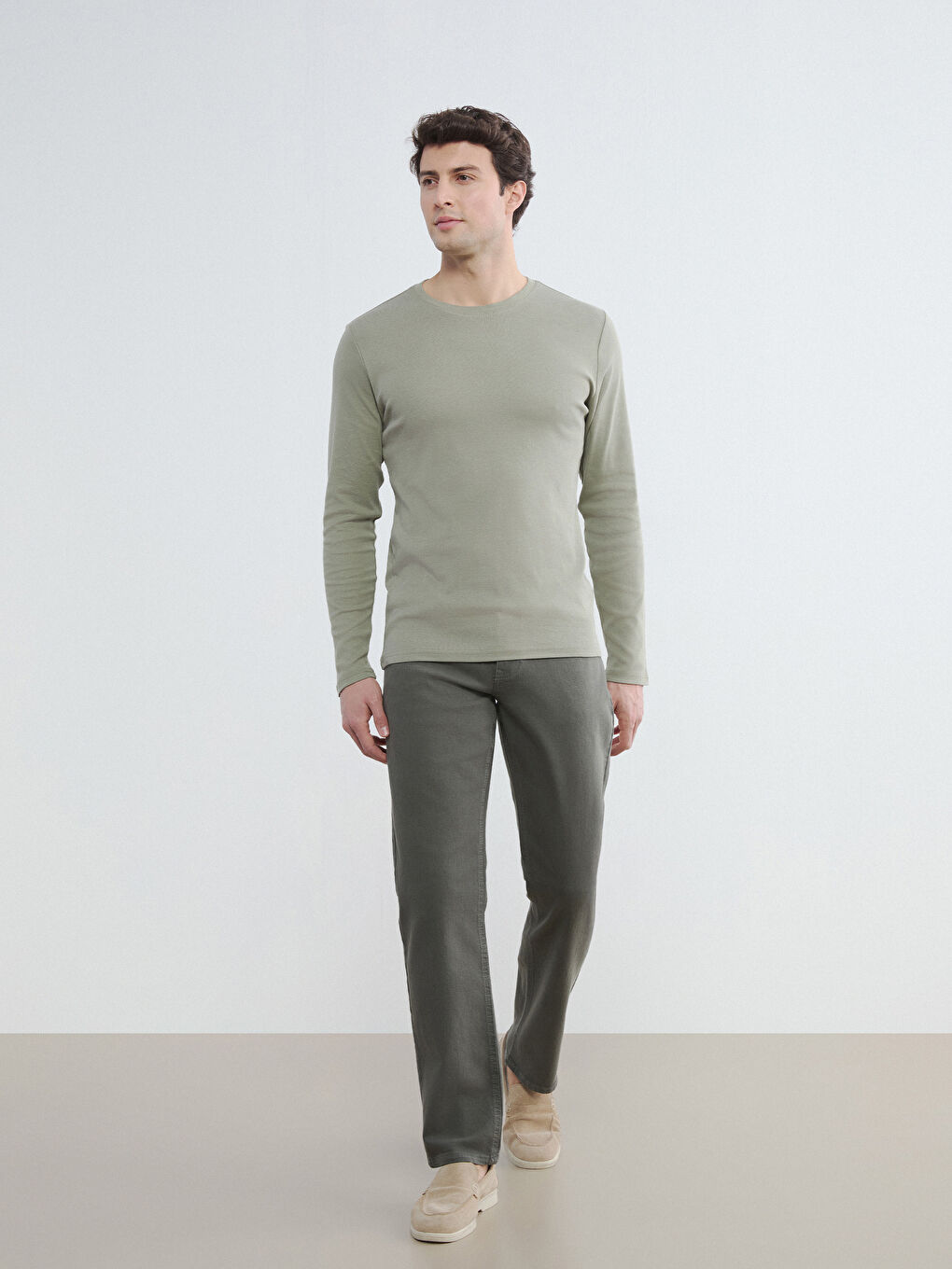 Мъжка тениска с кръгло деколте и дълъг ръкав-1