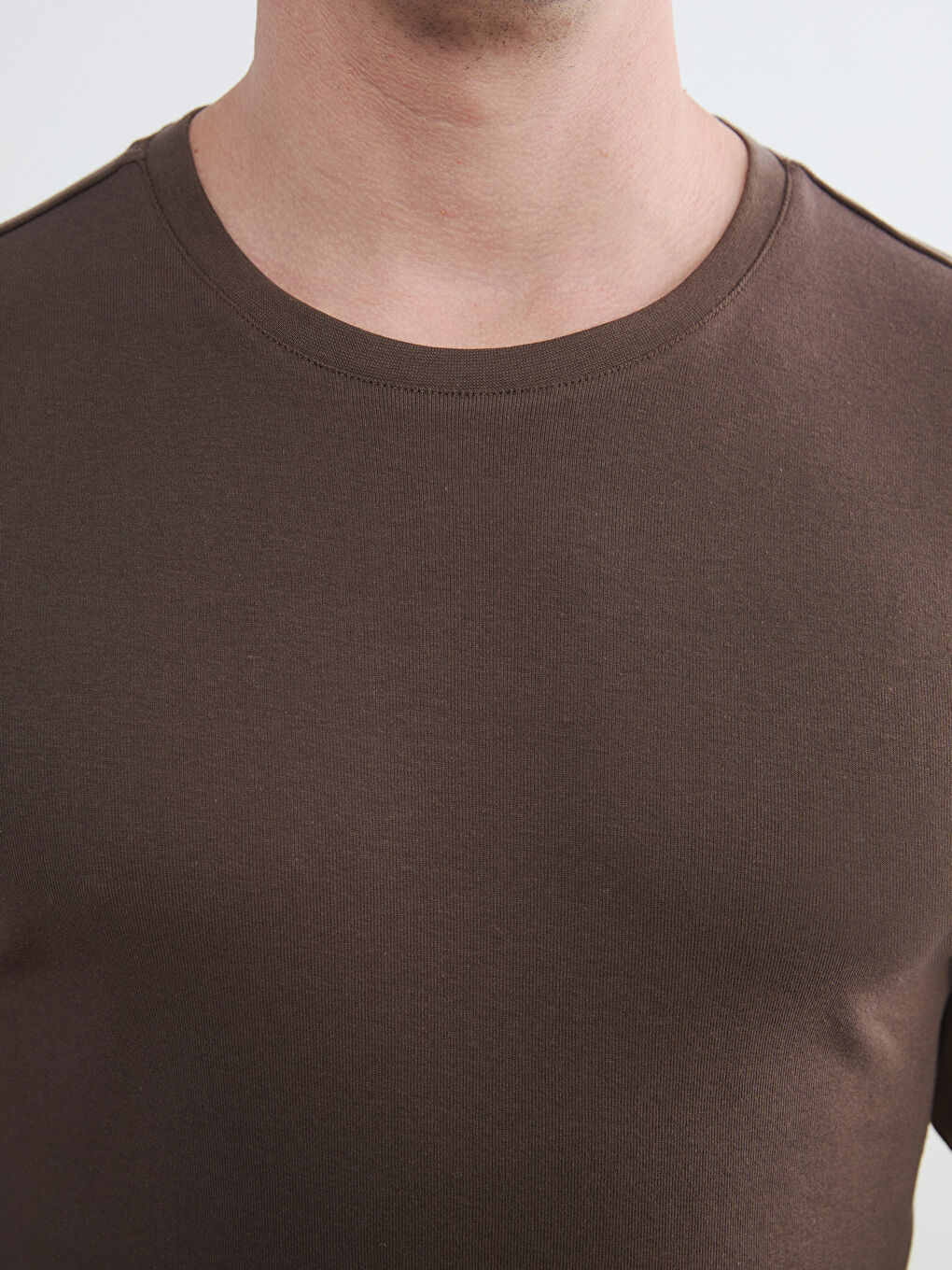 Мъжка тениска с кръгло деколте и дълъг ръкав-2