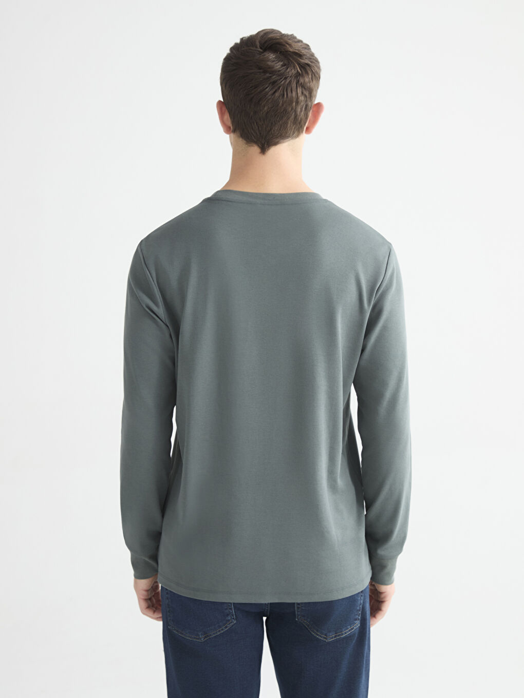 Мужская футболка с длинным рукавом и круглым вырезом-3