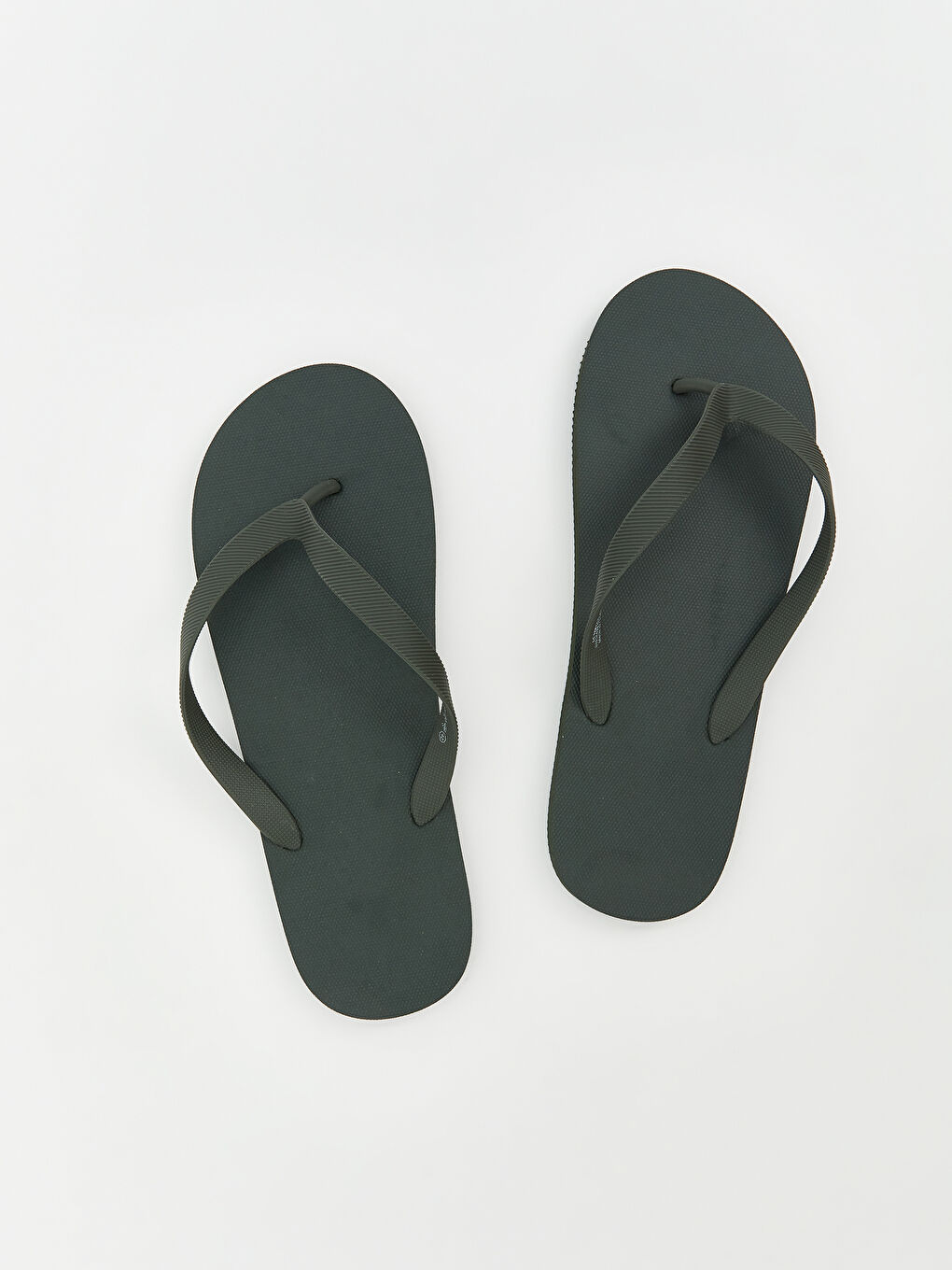 Мужские шлепанцы-2