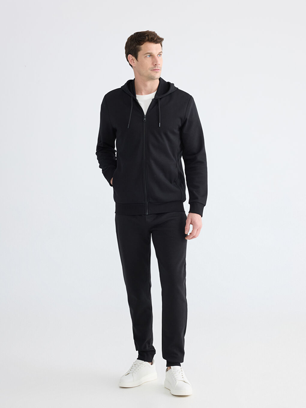 Siyah Standart Kalıp Erkek Jogger Eşofman Altı