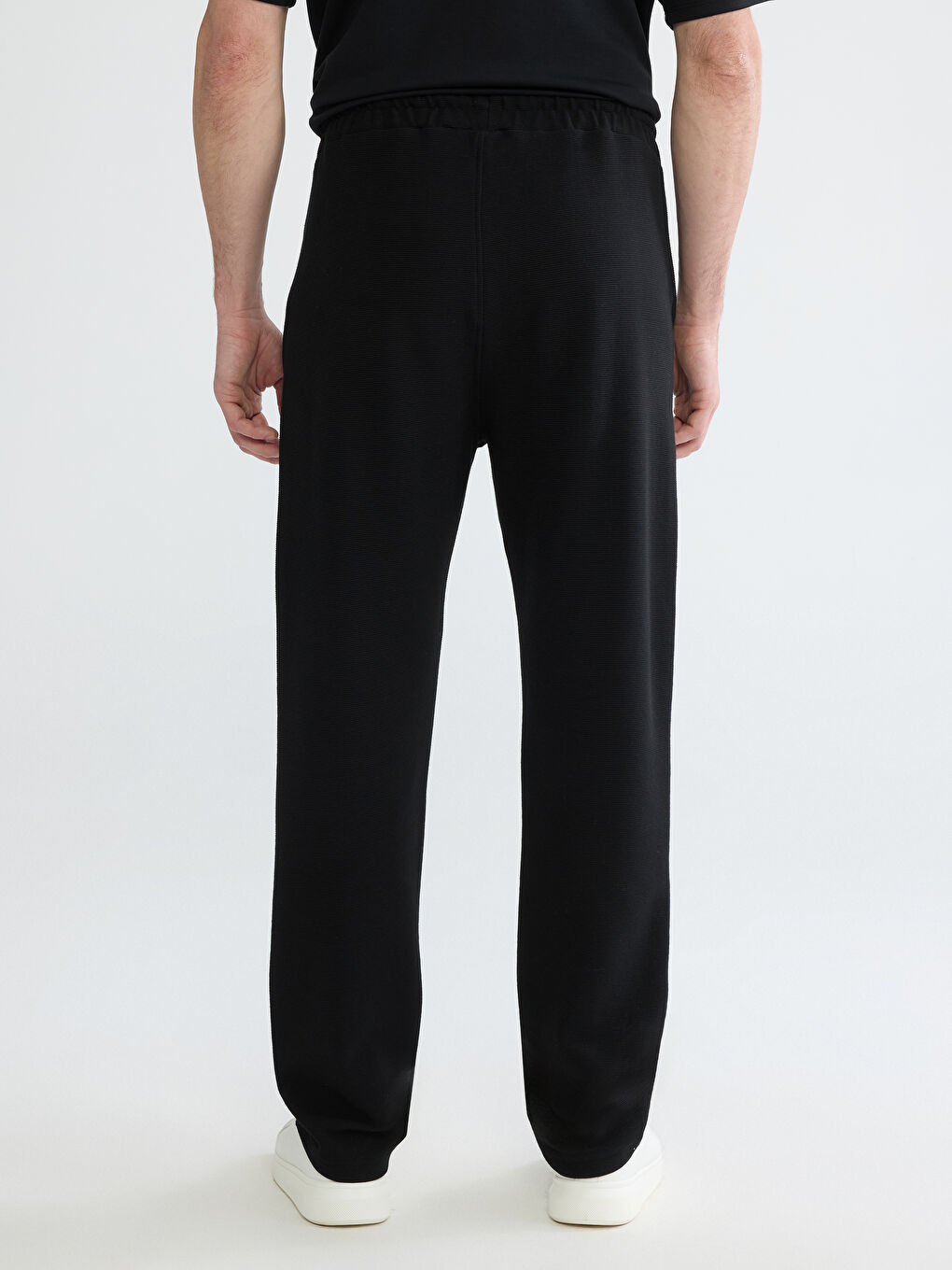 Siyah Standart Kalıp Erkek Eşofman Altı-3