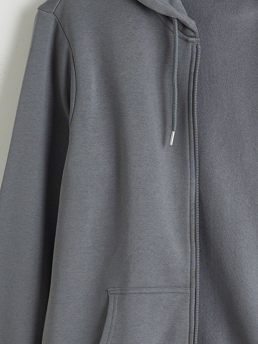 Мужская толстовка на молнии с капюшоном-5