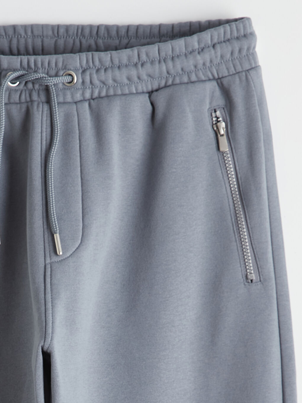 Men's Thick Jogger Sweatpants in a Regular Fit-6